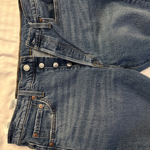 501 Levis Classic Blue Denim Jeans - Picture 6 of 6